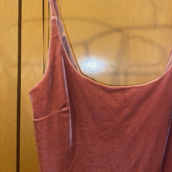 M Lulus Velour dress - Picture 2 of 6